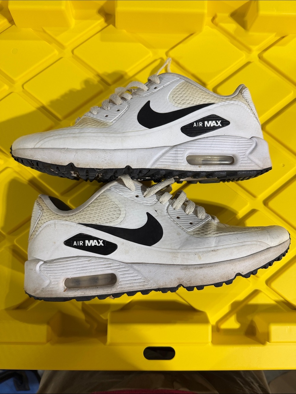Nike White and Black Air Max Golf Sneakers